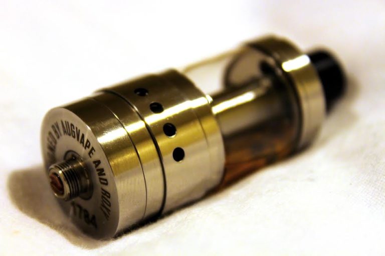 Boreas RTA review. Best RTA for clouds and flavor Ecigs eliquid