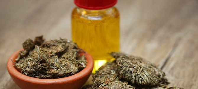 CBD Dabs 101: Everything You Need to Know to Buy and Use
