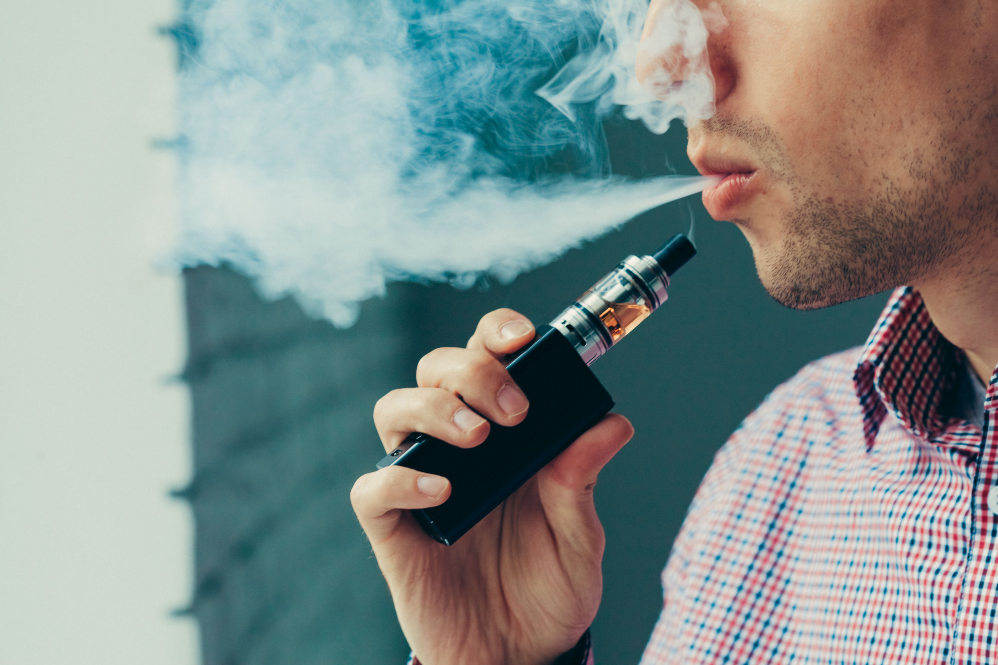 Want to Quit Smoking? How Vaping Can Help You